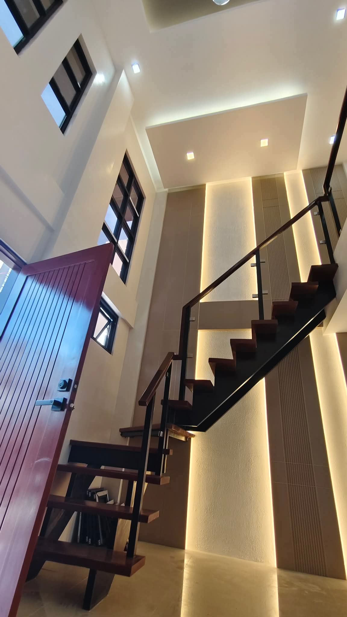 MODERN HOUSE AND LOT IN NAGA! in Bicol — real estate listing image 7